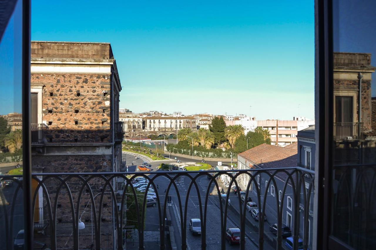 Hotel Casa Alcala Deluxe Katánie Exteriér fotografie